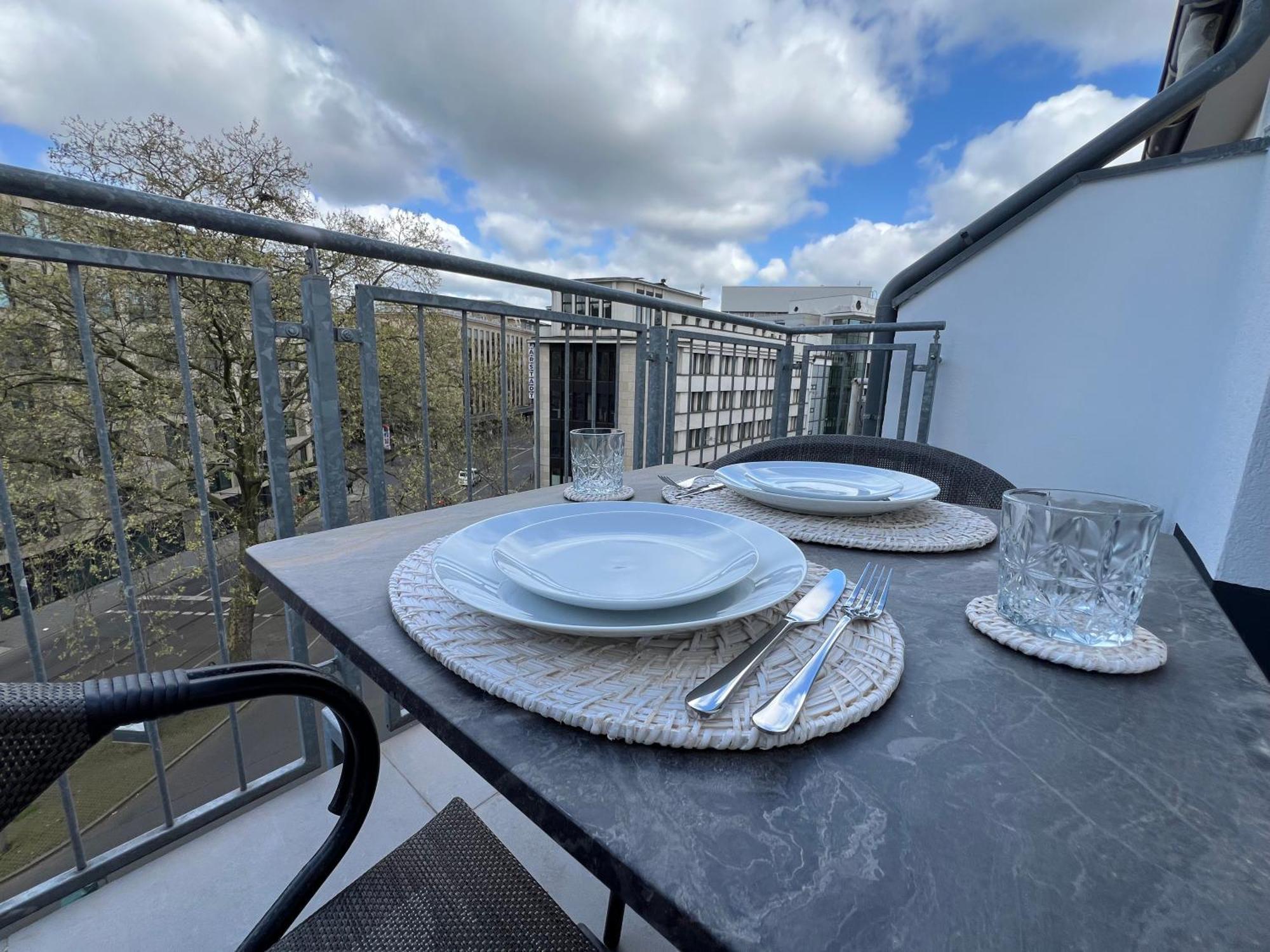 Apartment Duesseldorf City Екстер'єр фото